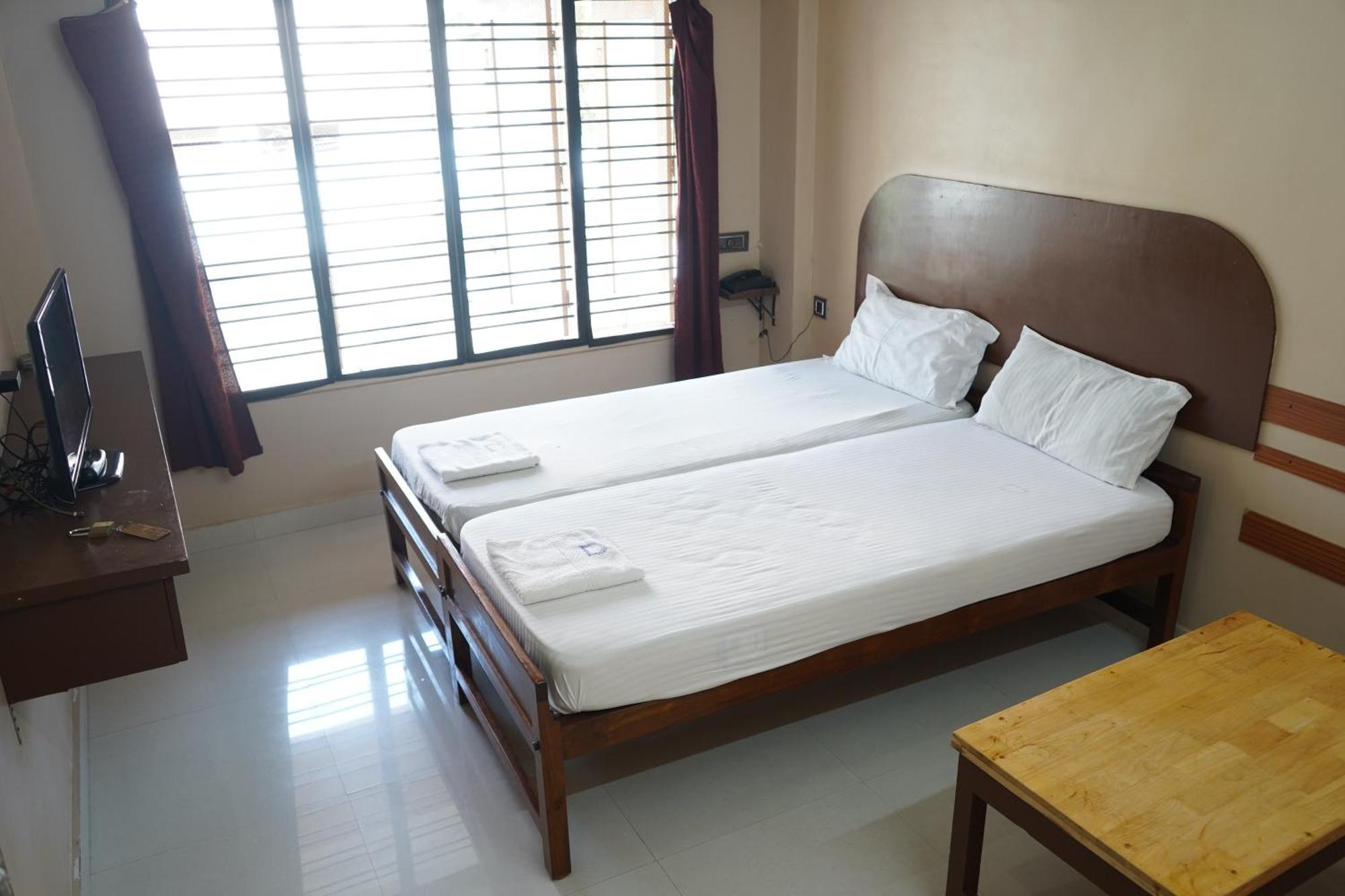 Sangeetha Tourist Home Thiruvananthapuram Dış mekan fotoğraf